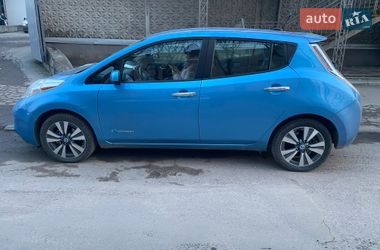Nissan Leaf  2013