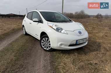 Nissan Leaf  2013