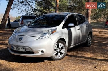 Nissan Leaf  2013
