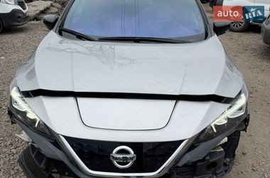 Nissan Leaf  2020