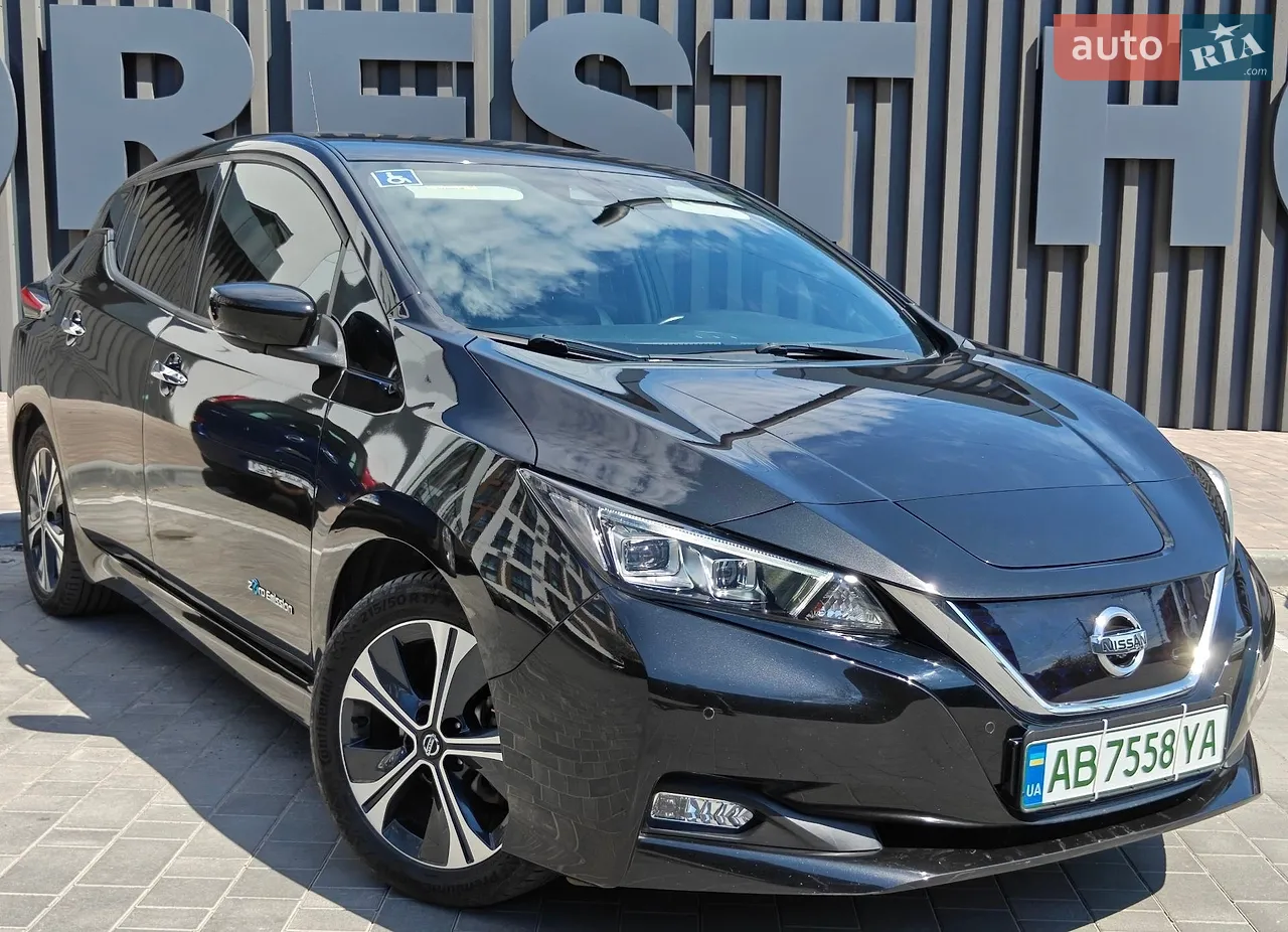 2020 Nissan Leaf - фото 1
