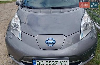Nissan Leaf  2014