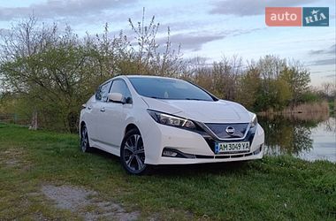 Nissan Leaf  2020