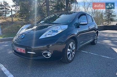 Nissan Leaf  2014