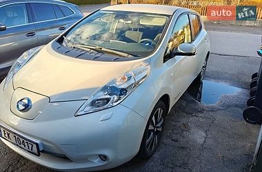 Nissan Leaf  2016