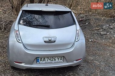 Nissan Leaf  2014