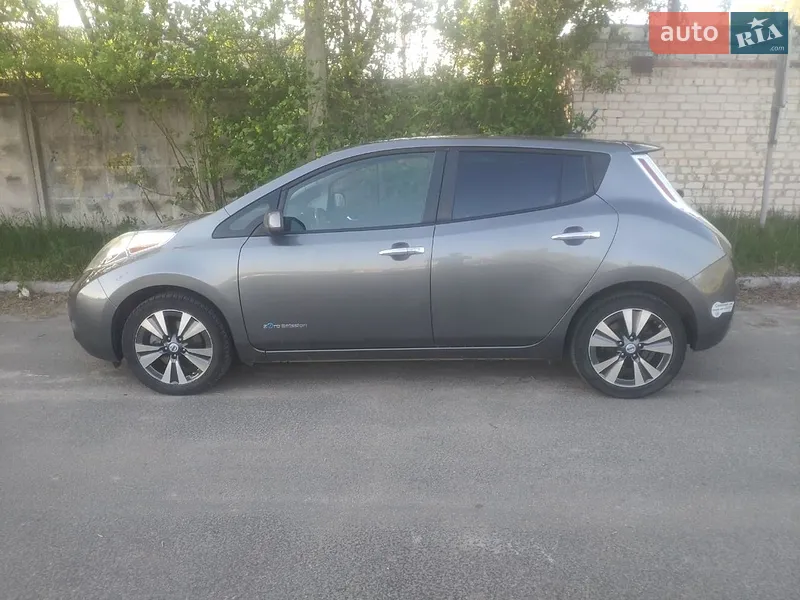 Nissan Leaf 2014