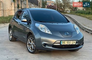 Nissan Leaf  2014