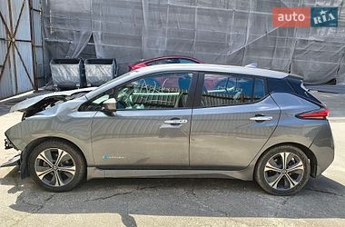 Nissan Leaf  2019