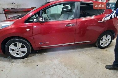 Nissan Leaf  2013