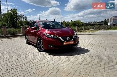 Nissan Leaf  2018