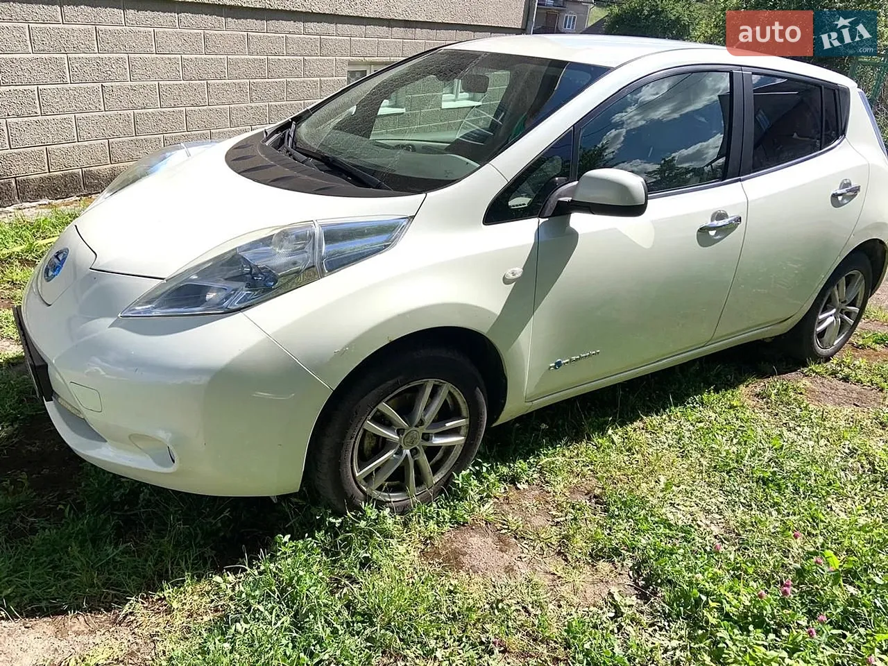 2011 Nissan Leaf - мініатюра 2