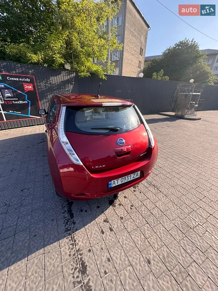 2011 Nissan Leaf - мініатюра 3