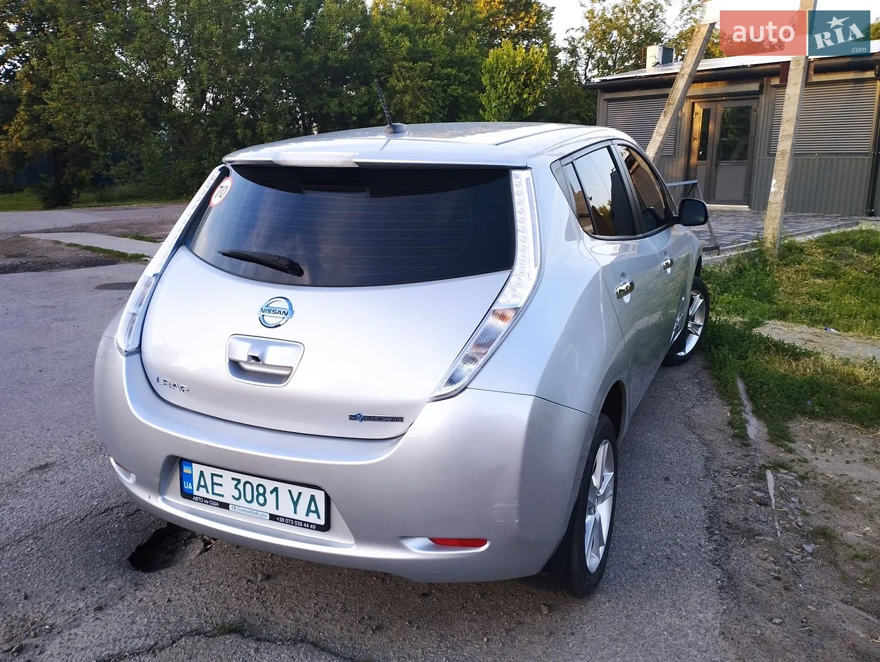 2016 Nissan Leaf - мініатюра 2