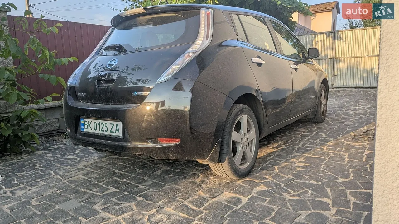 2011 Nissan Leaf - мініатюра 4