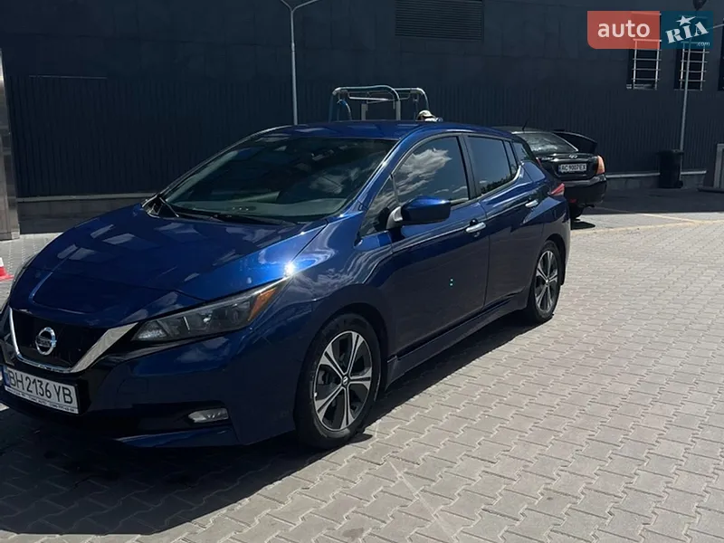 Nissan Leaf 2021