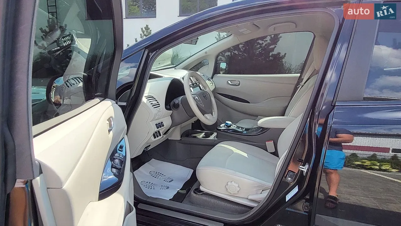 2014 Nissan Leaf - мініатюра 5