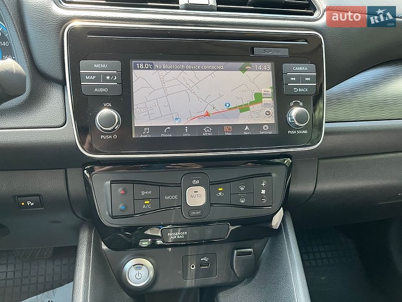 Хэтчбек Nissan Leaf 2018 в Одессе