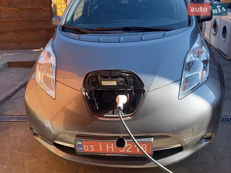 Nissan Leaf 2014
