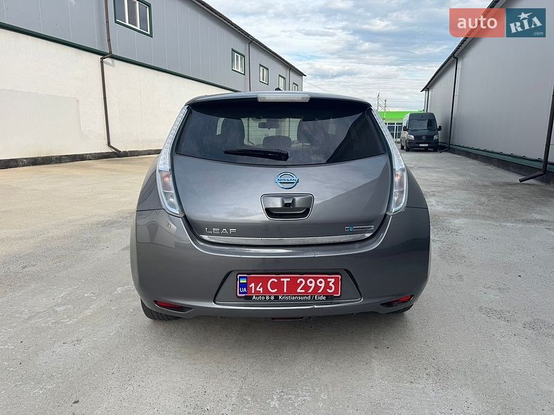 Хэтчбек Nissan Leaf 2013 в Виннице