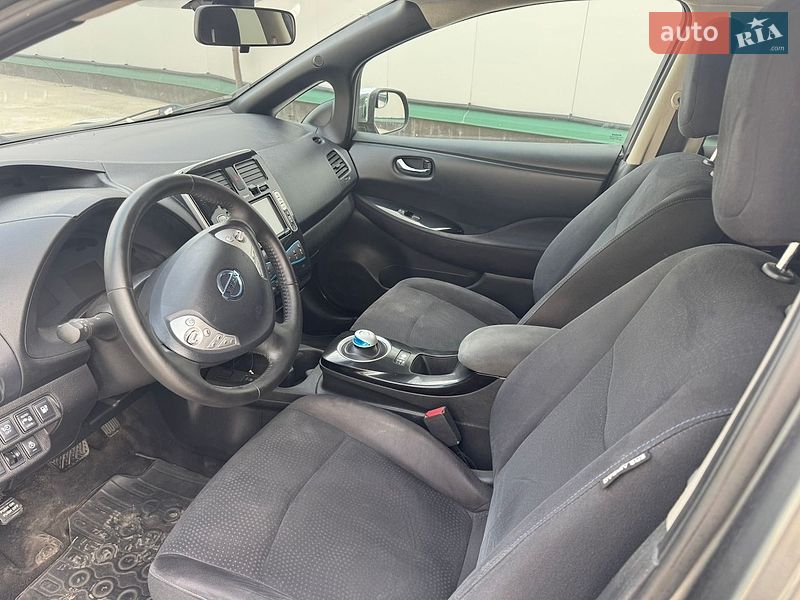 Хэтчбек Nissan Leaf 2013 в Виннице