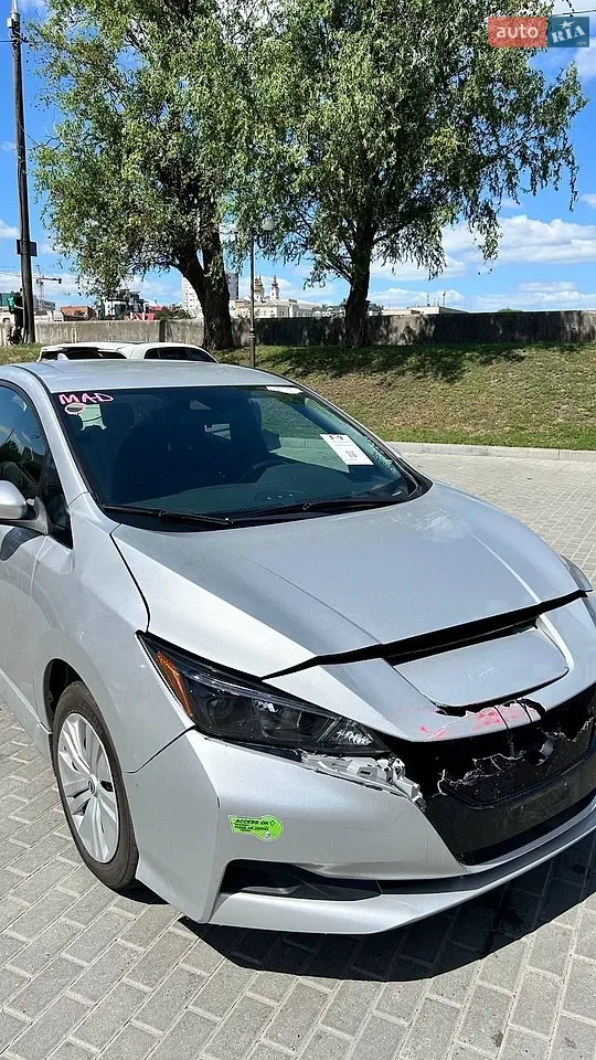 2022 Nissan Leaf - мініатюра 3
