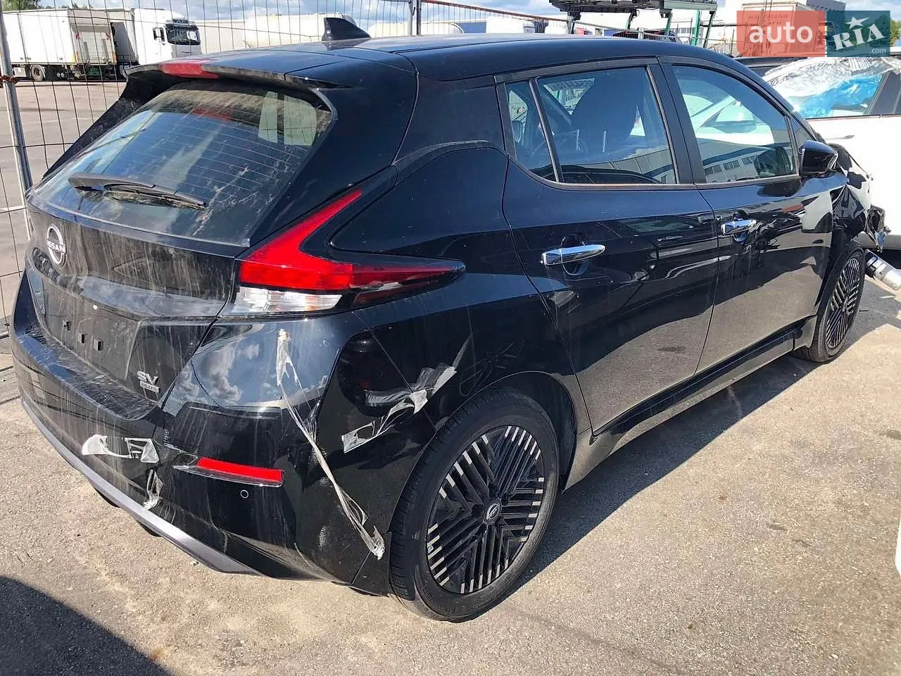 2025 Nissan Leaf - мініатюра 4