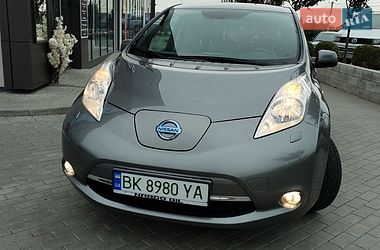 Nissan Leaf  2014