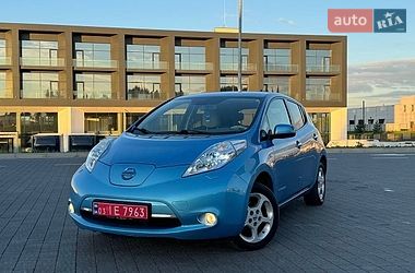 Nissan Leaf  2013