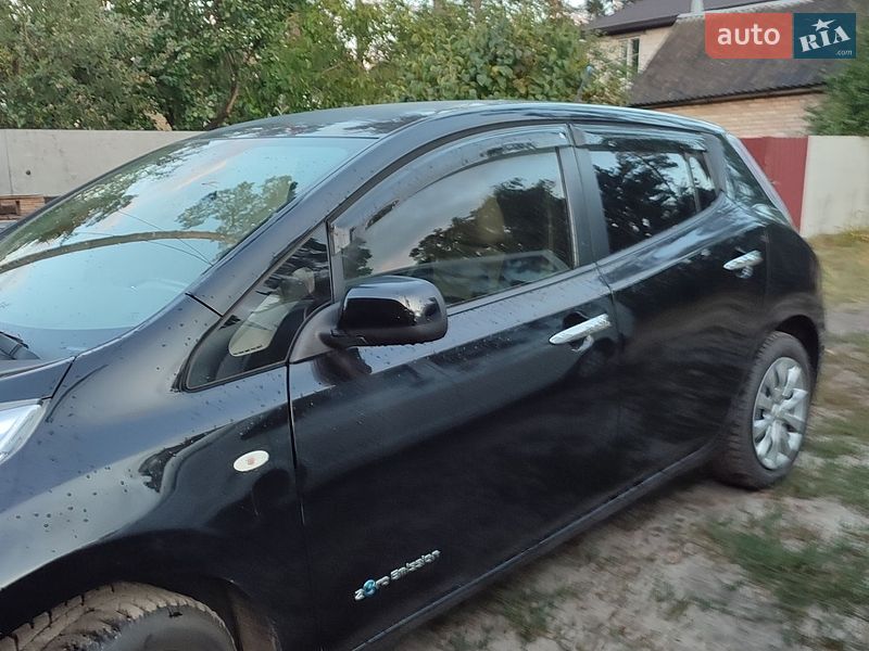 Nissan Leaf 2011