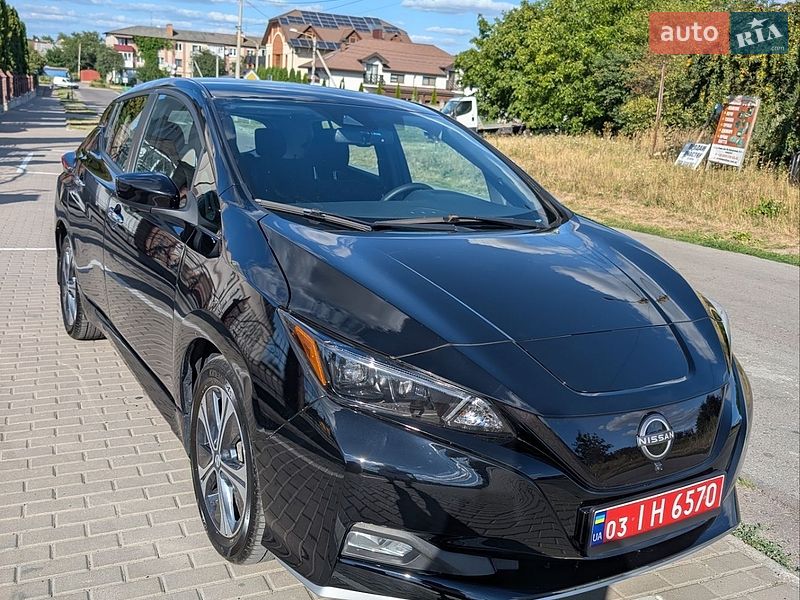Хэтчбек Nissan Leaf 2023 в Ровно