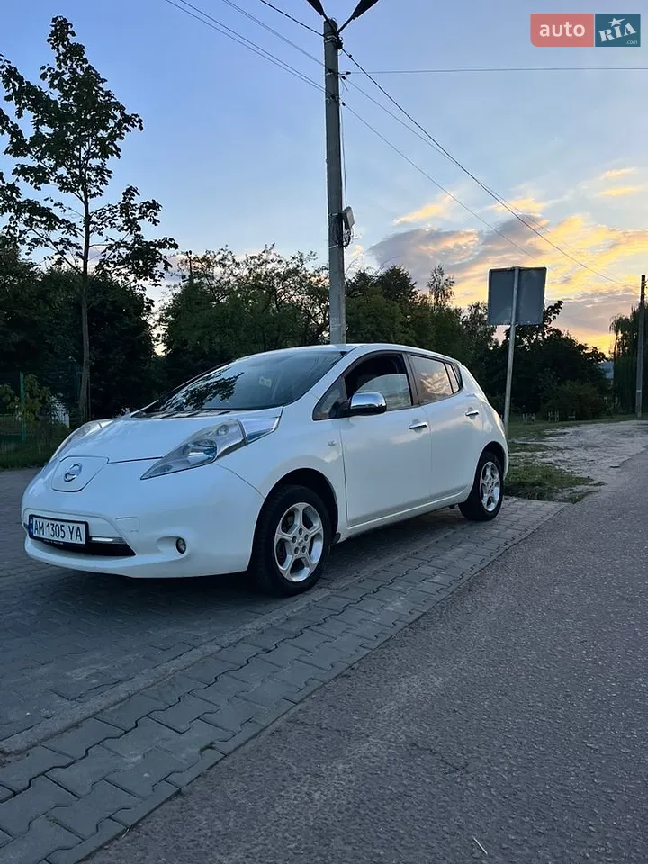 2013 Nissan Leaf - мініатюра 4