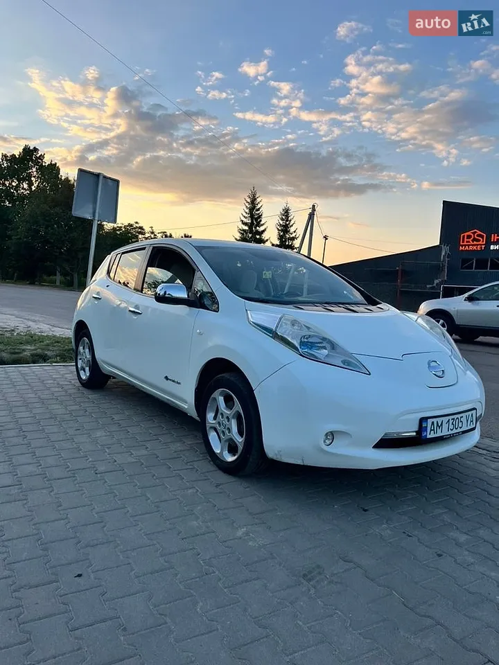 2013 Nissan Leaf - мініатюра 5