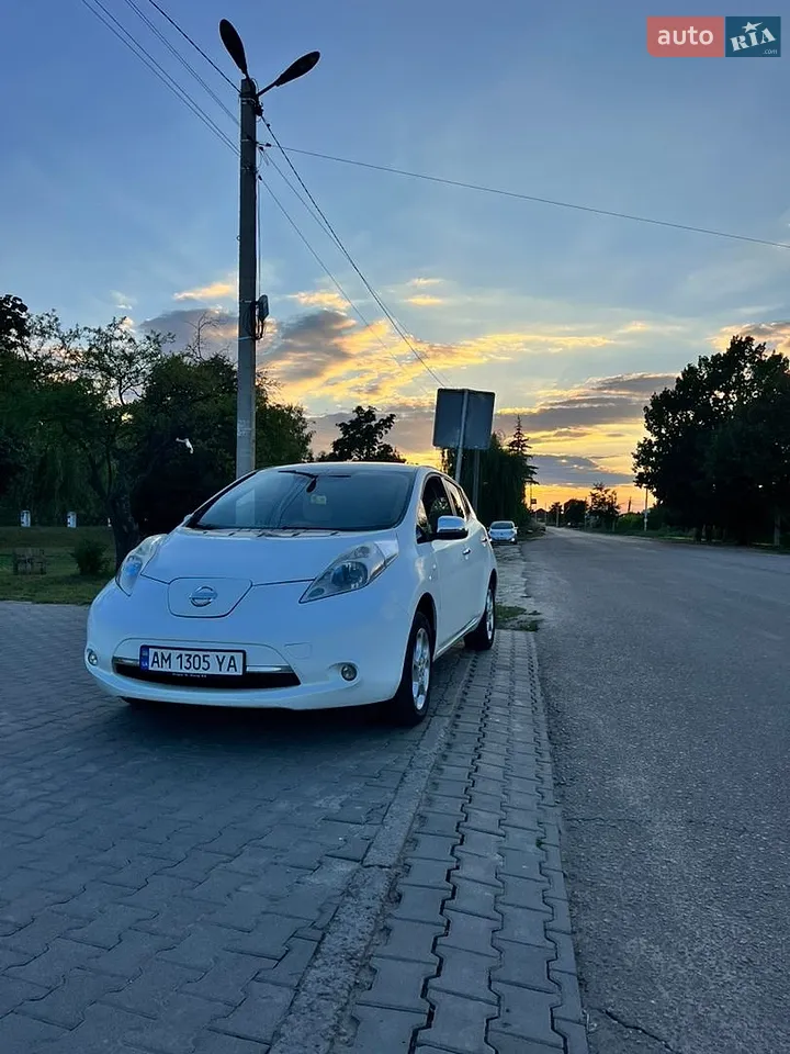 2013 Nissan Leaf - мініатюра 3