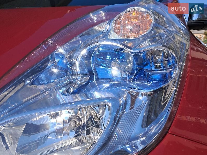Хэтчбек Nissan Leaf 2013 в Черкассах фото 5 Хэтчбек Nissan Leaf 2013 в Черкассах