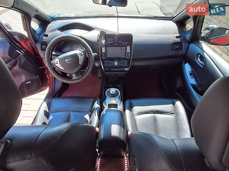 Хэтчбек Nissan Leaf 2013 в Черкассах фото 11 Хэтчбек Nissan Leaf 2013 в Черкассах
