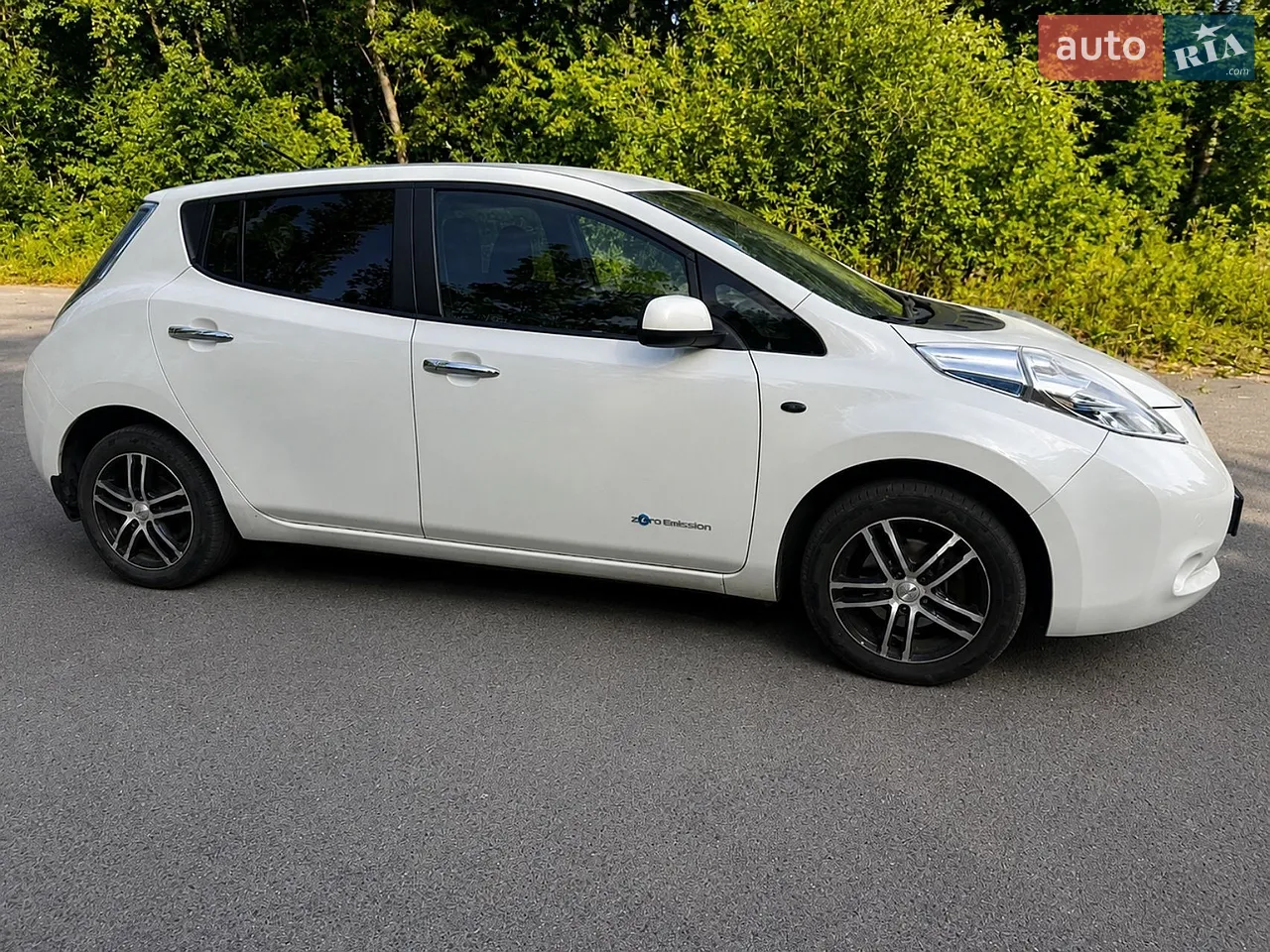 2011 Nissan Leaf - мініатюра 4