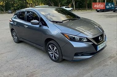 Nissan Leaf  2021