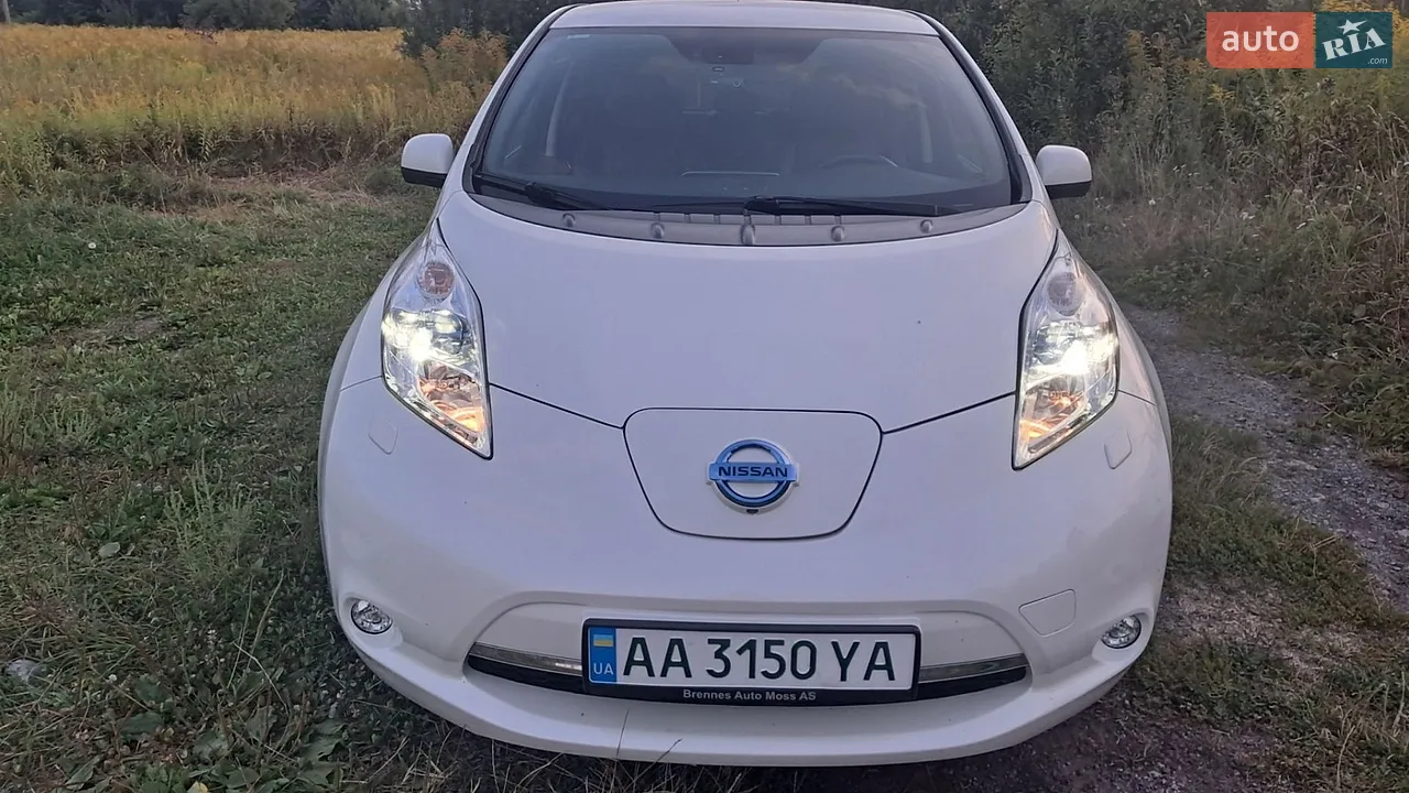 2016 Nissan Leaf - фото 1