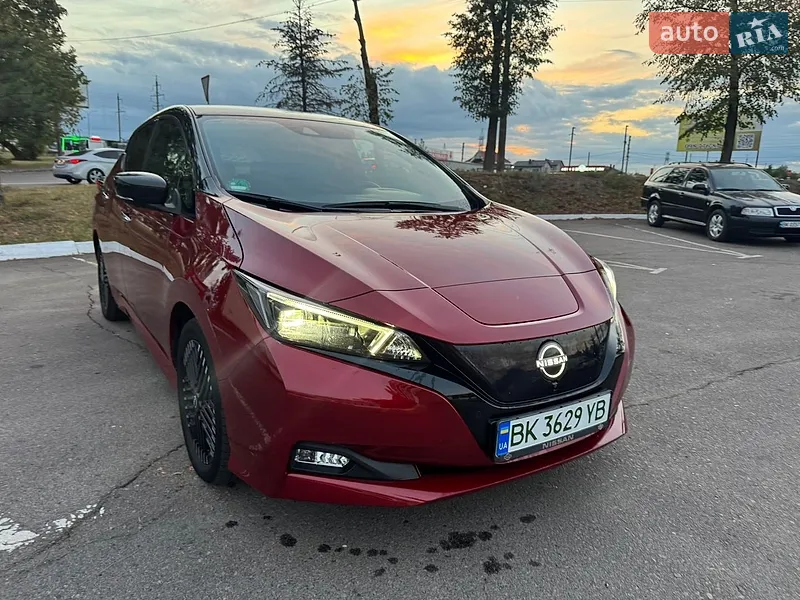 Nissan Leaf