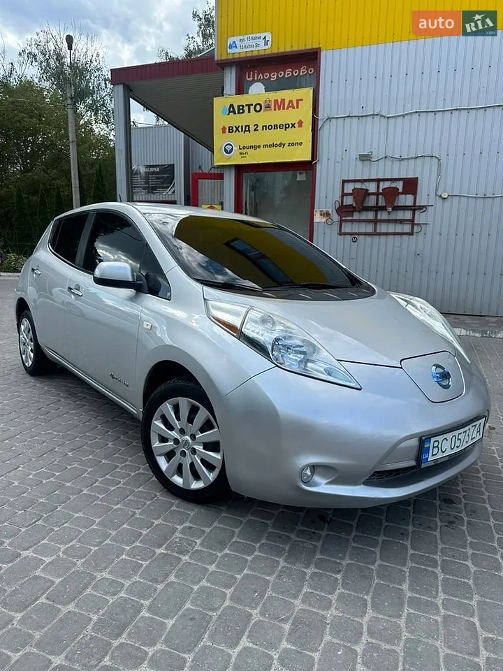 2015 Nissan Leaf - мініатюра 2