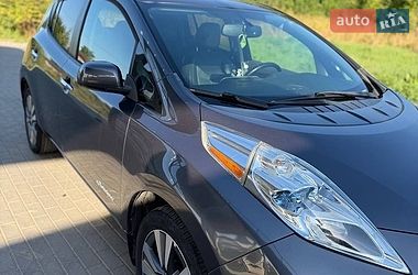 Nissan Leaf  2013