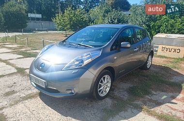 Nissan Leaf  2013
