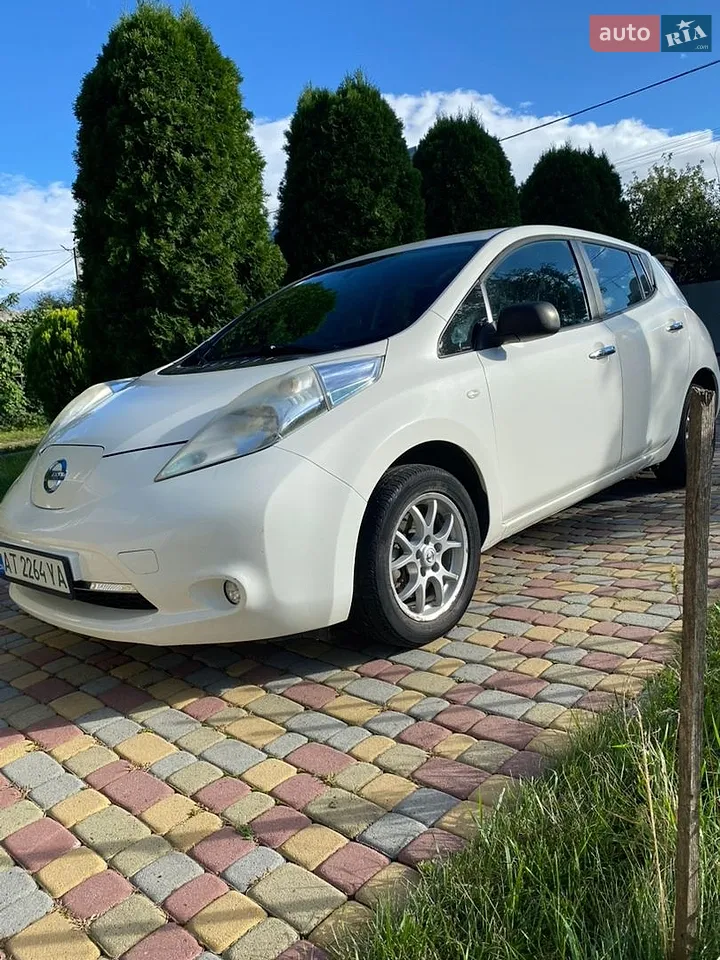 2014 Nissan Leaf - мініатюра 2