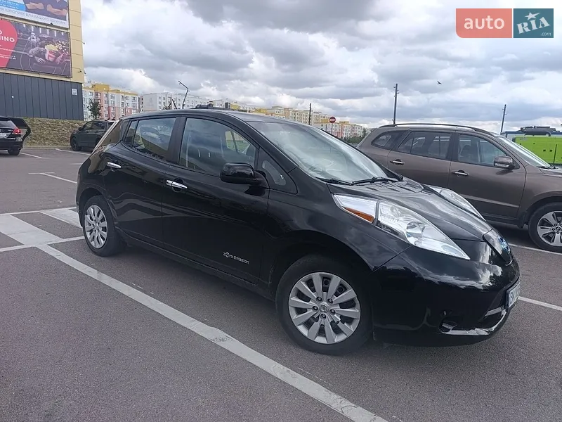 Nissan Leaf 2014