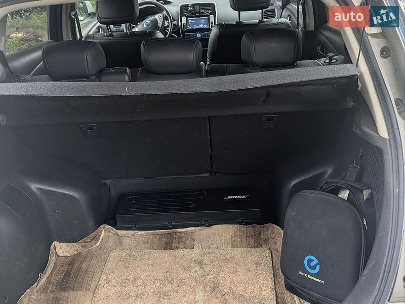 Хетчбек Nissan Leaf 2013 в Рівному