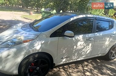 Nissan Leaf  2013