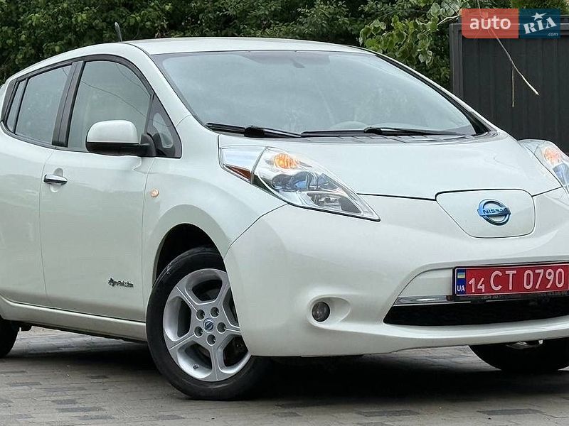 Nissan Leaf 2011