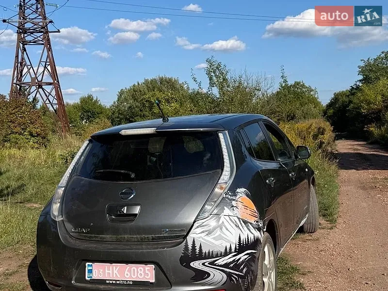 Nissan Leaf