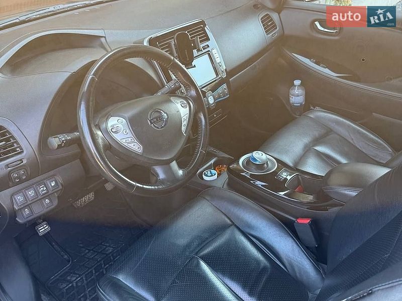 Хетчбек Nissan Leaf 2017 в Львові